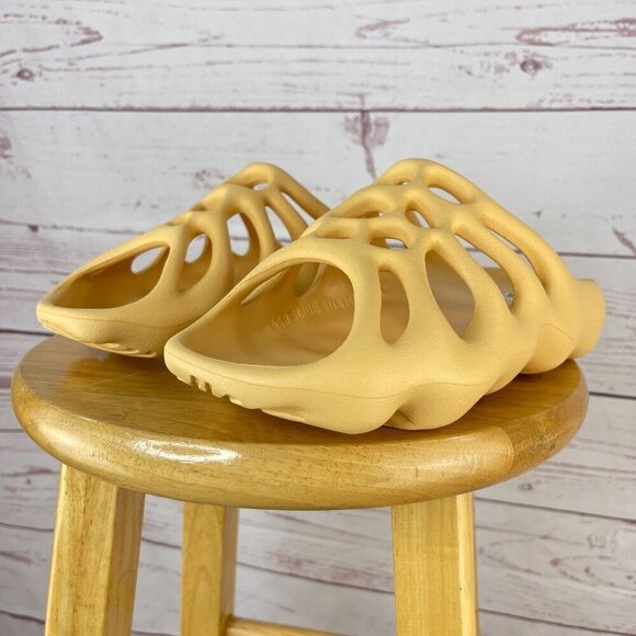 Adidas Yeezy 450 Slide Cream GZ9864 Men's Sandal Slip On Casual‎ Size 8 - Picture 6 of 9